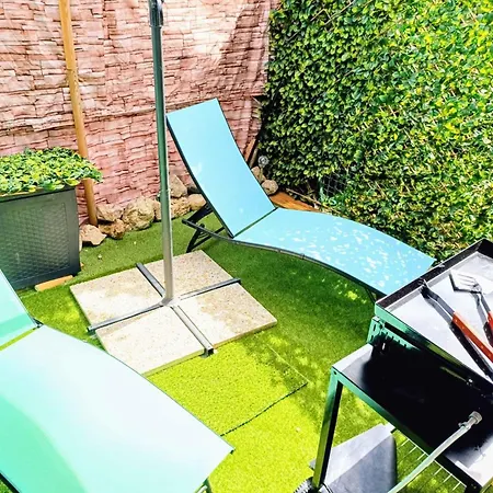 아파트 Well Equipped With Terrace