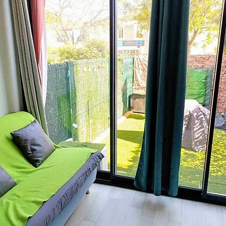 Well Equipped With Terrace